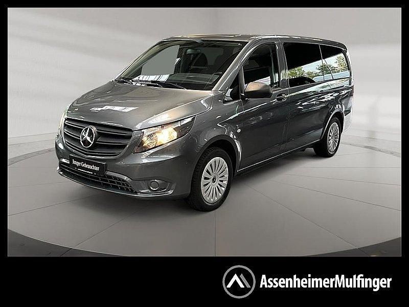 Selenitgrau metallic Gebraucht 2021 Mercedes Vito Van / Kleinbus | 36.680 € - Bild 1/4