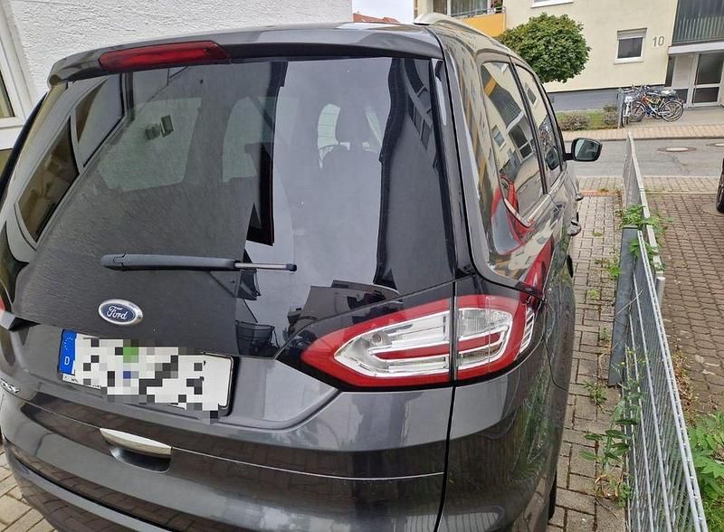 Gebraucht Ford Galaxy Titanium 150 PS (110 kW) 2018 Grau Van / Kleinbus