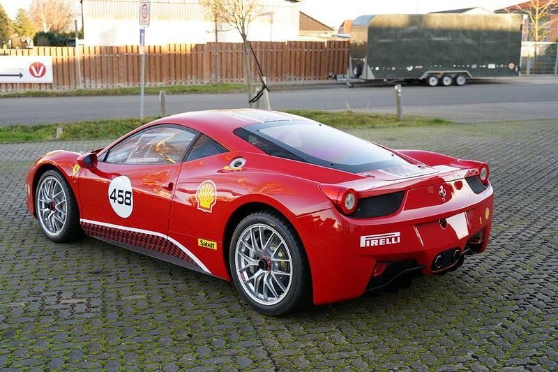 Gebraucht Ferrari 458 570 PS (419 kW) 2011 Rot Coupé