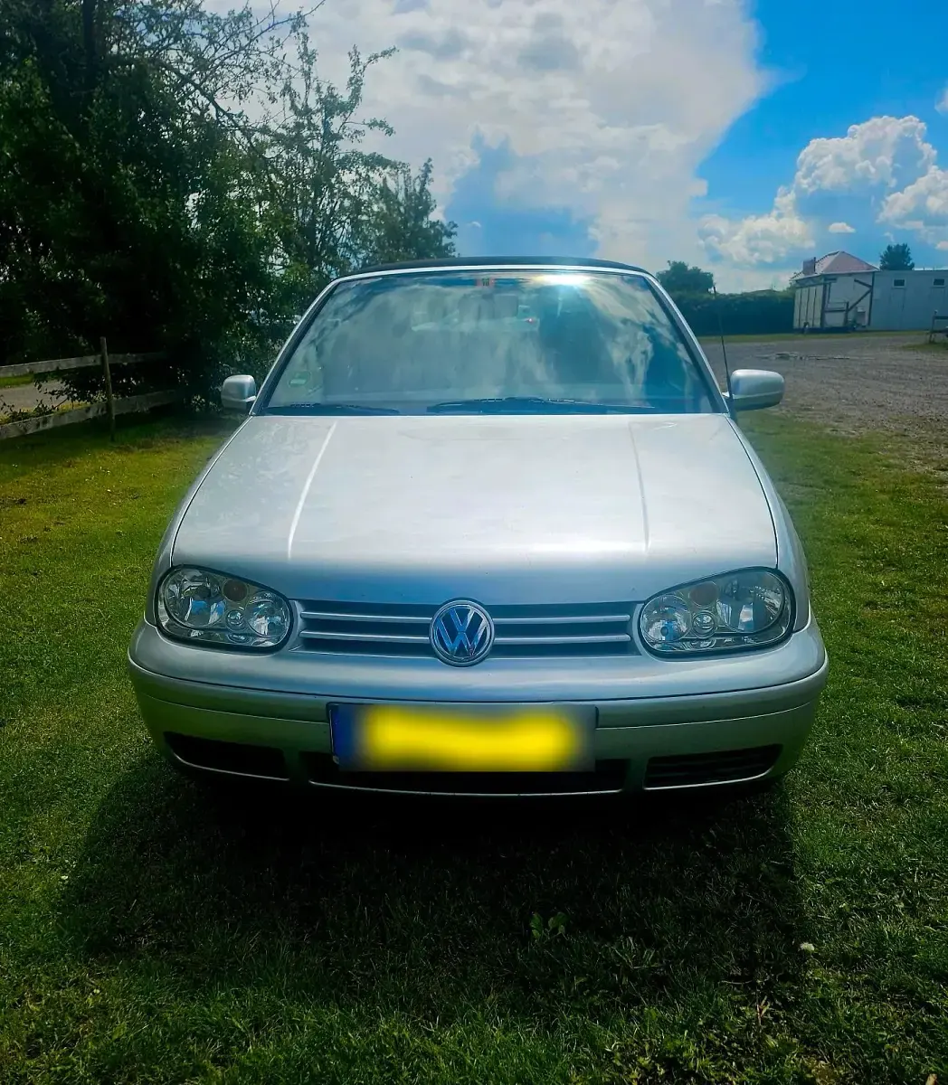 Gebraucht VW Golf 115 PS (84 kW) 2000 Silber Cabrio