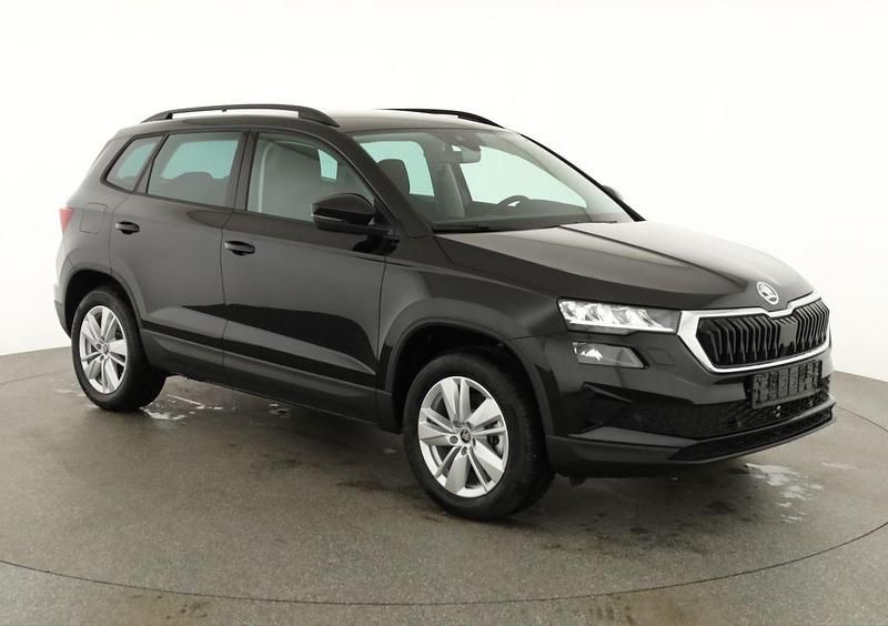 Neu Skoda Karoq Selection 150 PS (110 kW) 2026 Black magic perleffekt SUV