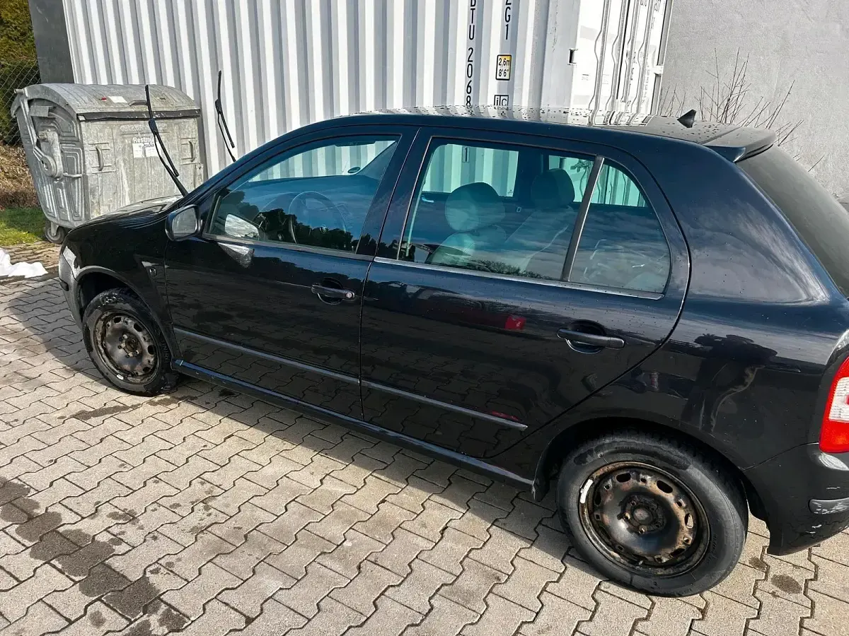 Second-hand Skoda Fabia 75 CP (55 kW) 2006 Negru Berlinǎ