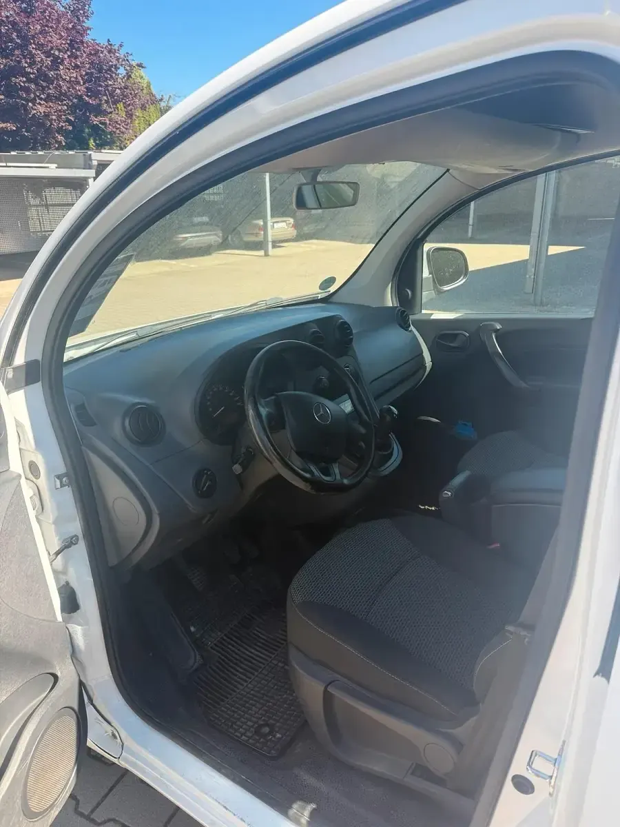 Gebraucht Mercedes Citan 109 90 PS (66 kW) 2013 Weiß Van / Kleinbus