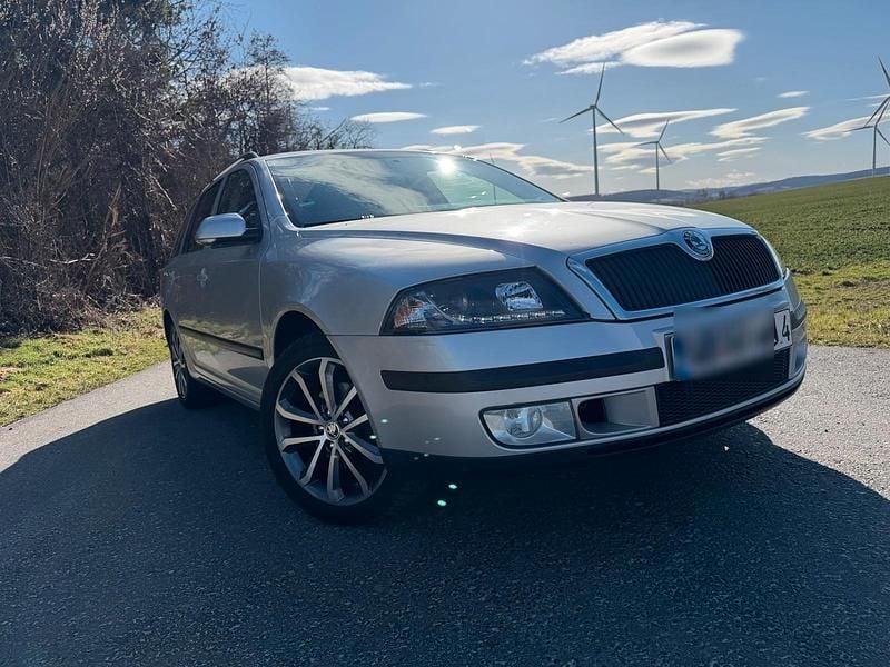 Gebraucht Skoda Octavia 141 PS (103 kW) 2007 Grau Kombi