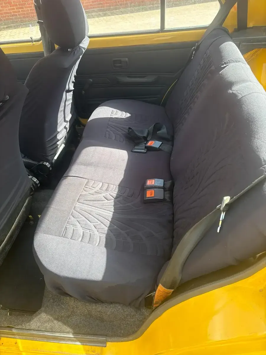 Gebraucht VW Golf I 50 PS (36 kW) 1982 Gelb Kleinwagen