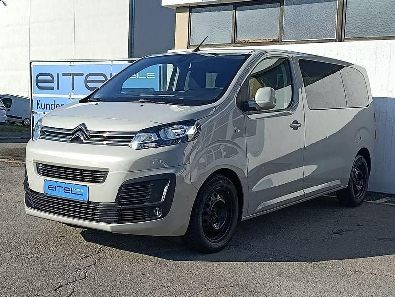 Grau Gebraucht 2019 Citroën Spacetourer Van | 24.790 € (Guter Preis) - Bild 1/4