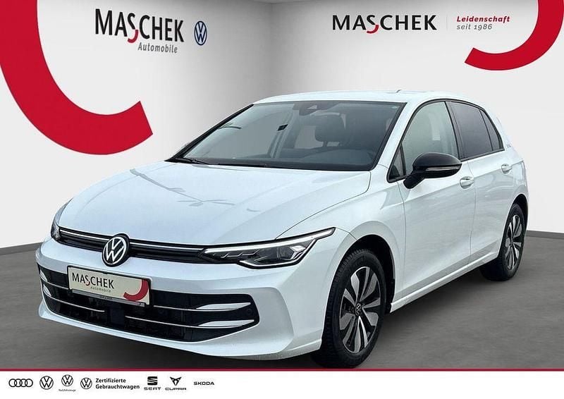 Gebraucht VW Golf Goal 116 PS (85 kW) 2025 Weiß Limousine