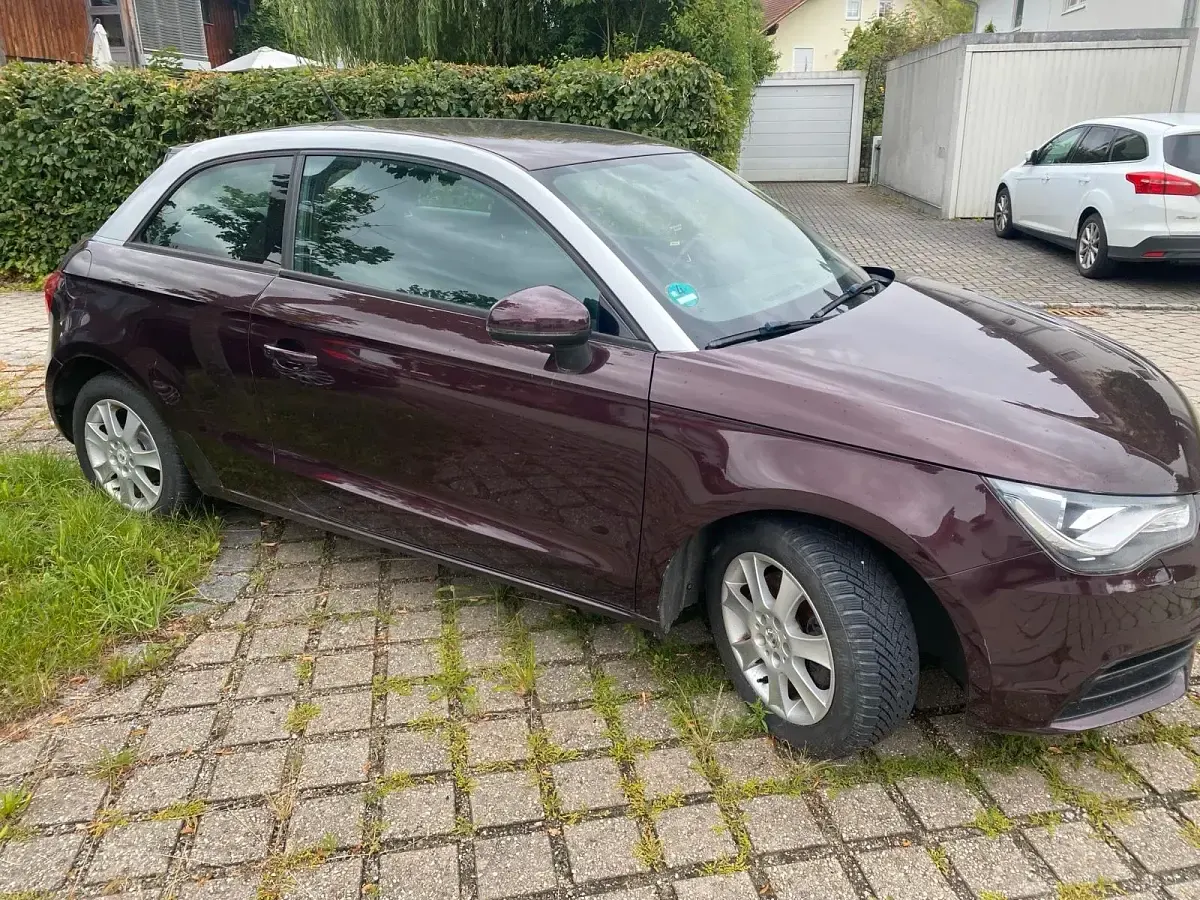 Gebraucht Audi A1 122 PS (89 kW) 2012 Violet Kleinwagen
