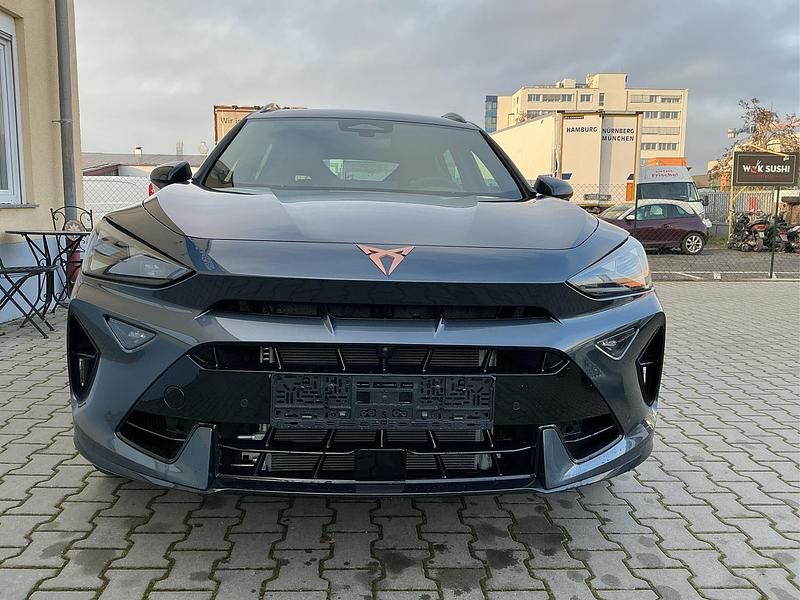 Neu Cupra Formentor VZ 333 PS (244 kW) 2025 Magnetich tech metallic SUV