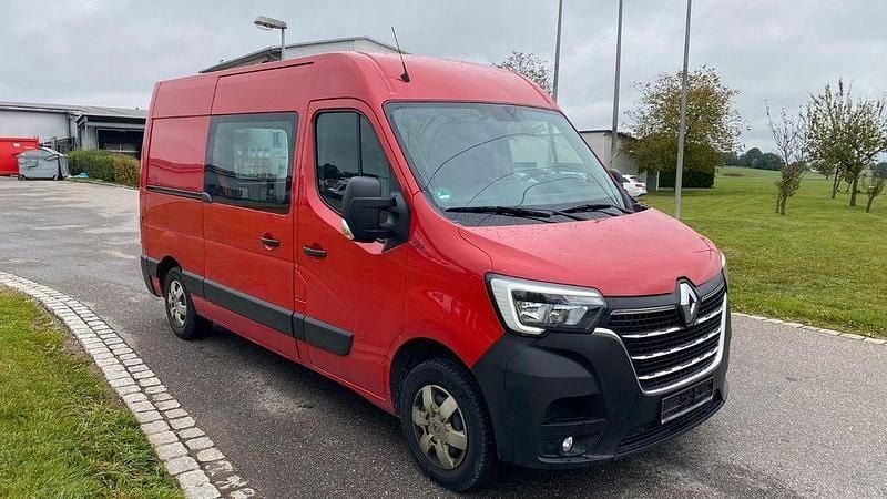 Rot Gebraucht 2021 Renault Master Van | 14.900 € (Guter Preis) - Bild 1/4
