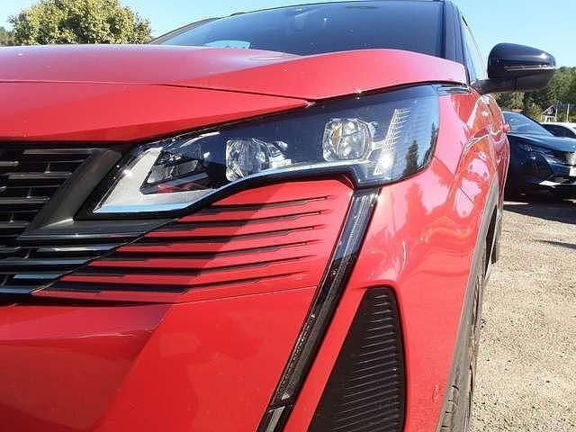 Rot metallic Gebraucht 2022 Peugeot 3008 | 29.630 € (Fairer Preis) - Bild 1/4