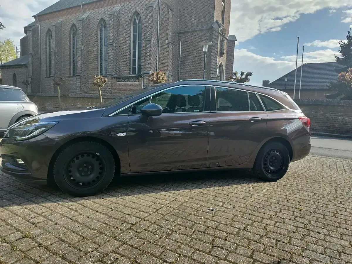 Occasion Opel Astra 136 ch (100 kW) 2017 Marron Break
