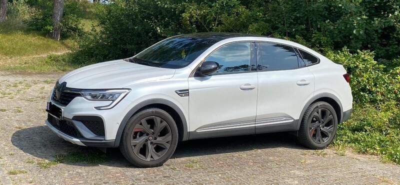 Weiß Gebraucht 2022 Renault Arkana RS Line SUV | 21.999 € - Bild 1/4