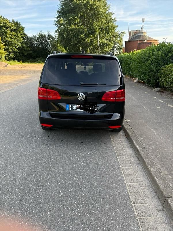 Gebraucht VW Touran 140 PS (102 kW) 2012 Schwarz Van / Kleinbus