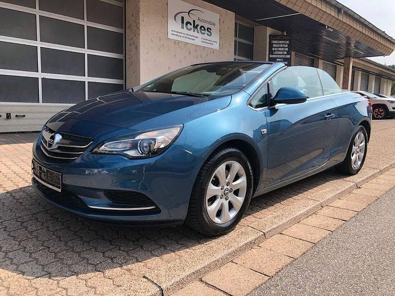 Blau Gebraucht 2014 Opel Cascada Edition Cabrio | 9.990 € (Fairer Preis) - Bild 1/4