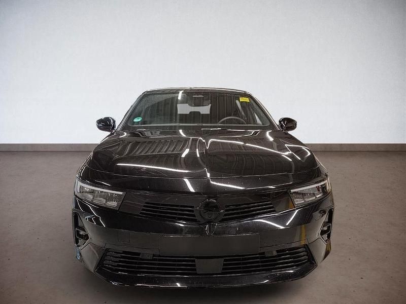 Gebraucht Opel Astra S 131 PS (96 kW) 2024 Schwarz Kombi