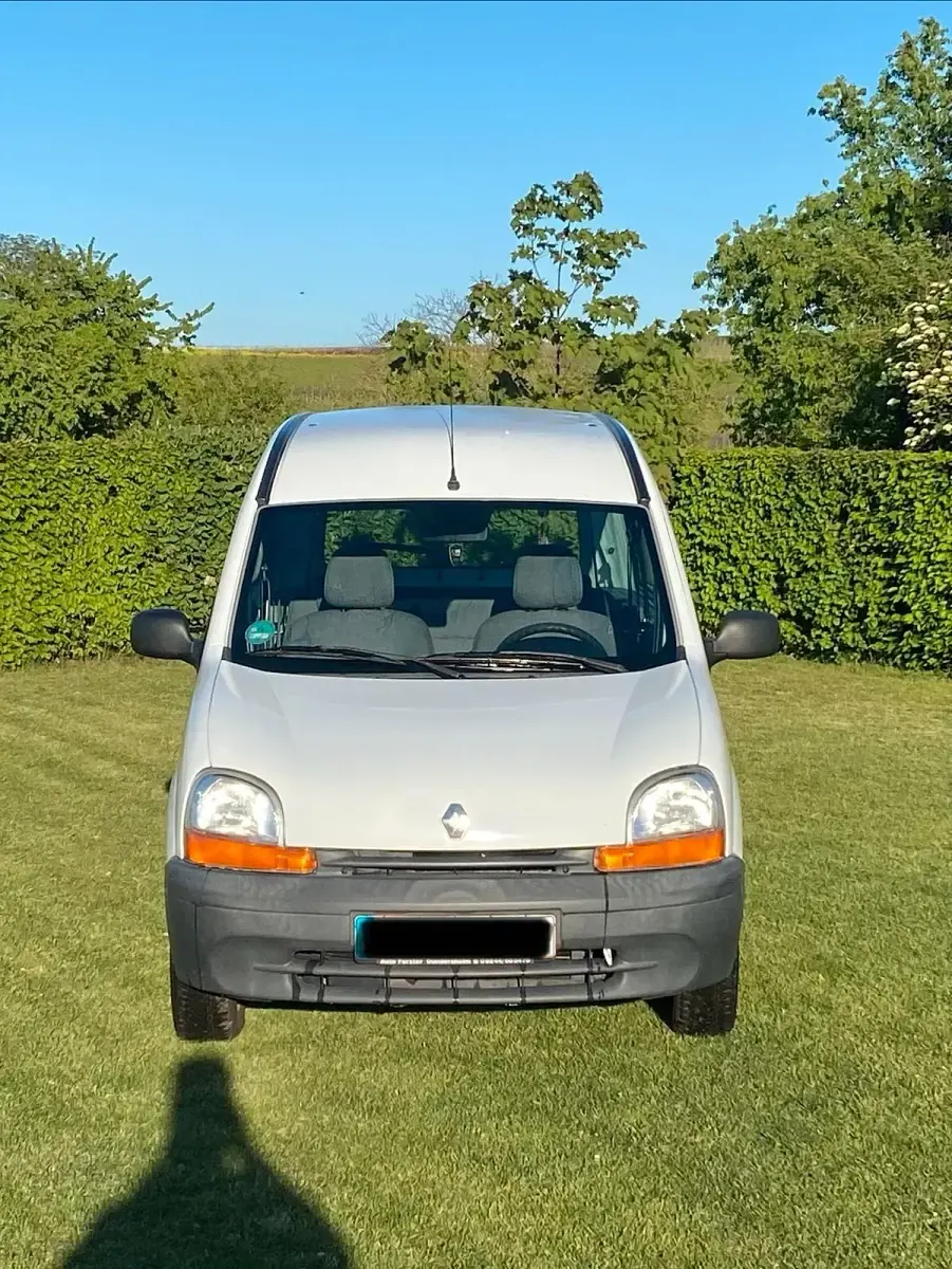 Brugt Renault Kangoo 58 HK (42 kW) 2002 Hvid MPV