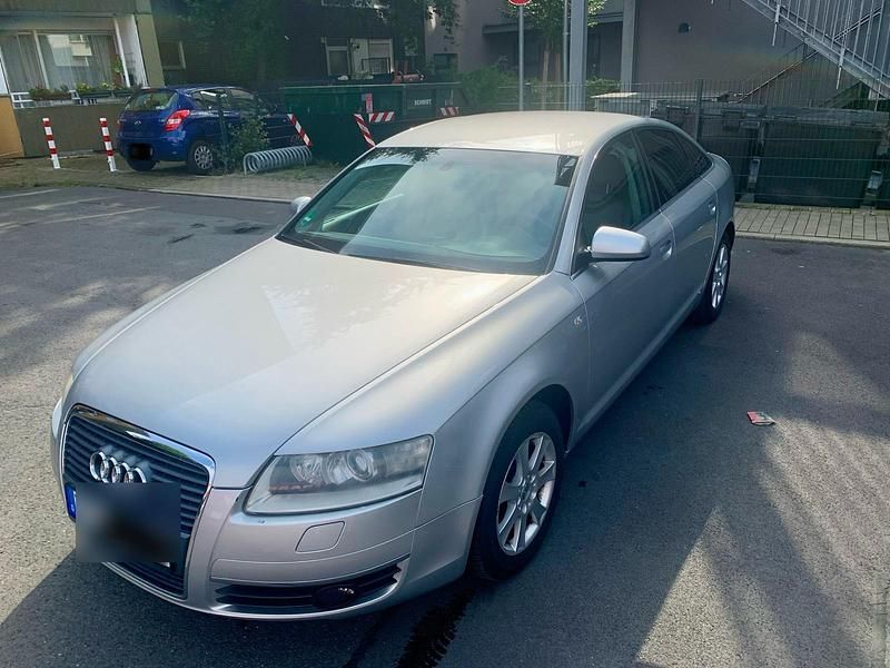 Grau Gebraucht 2005 Audi A6 Limousine | 2.100 € (Superpreis) - Bild 1/4