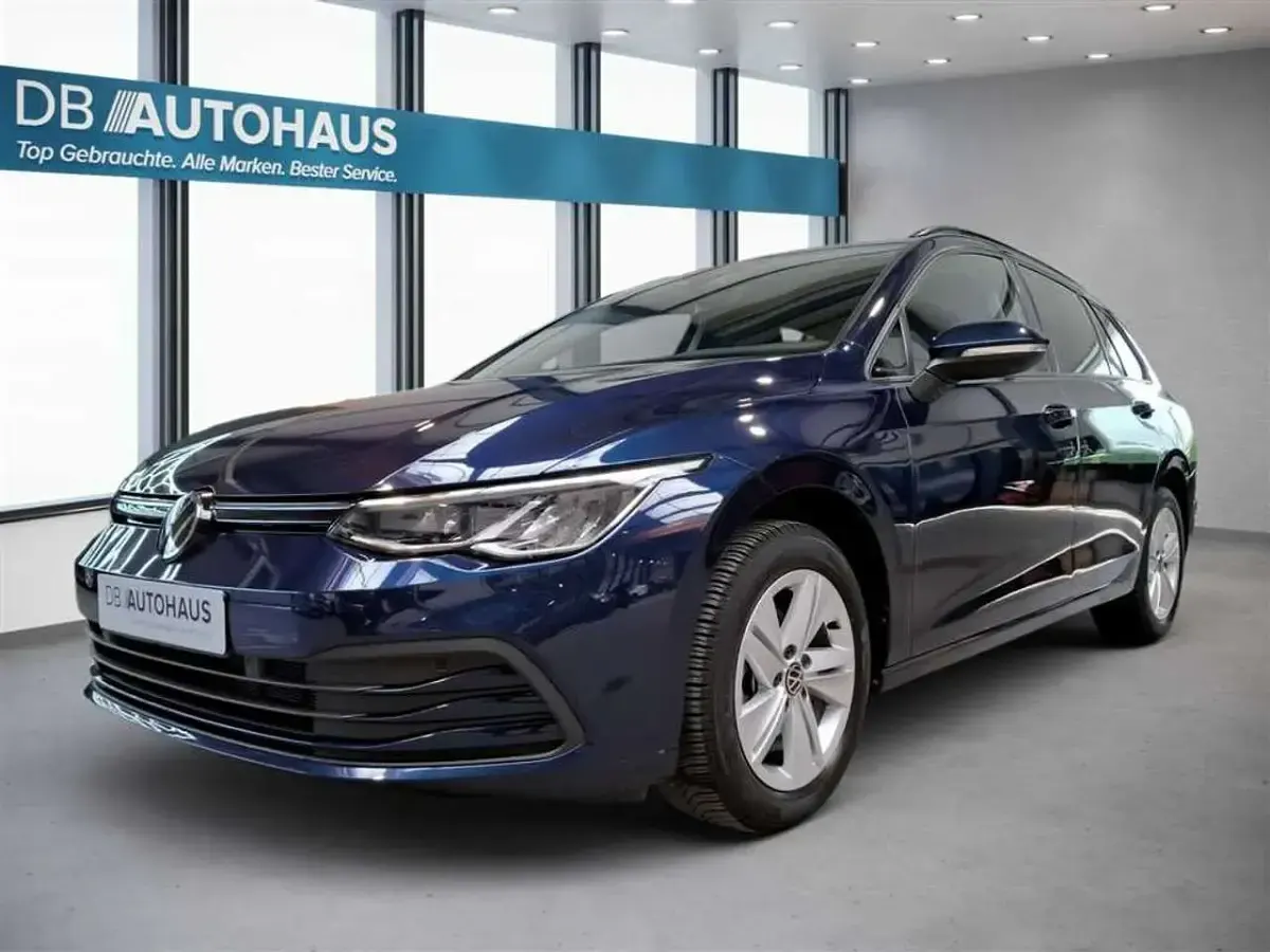 Gebraucht VW Golf VIII Life 110 PS (80 kW) 2024 Kombi