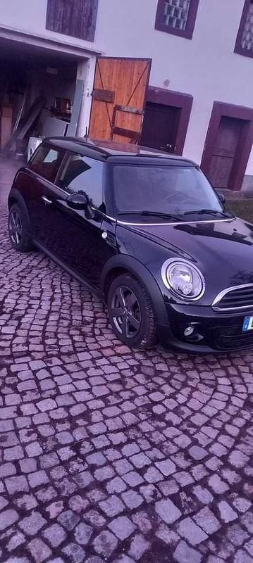 Second-hand Mini ONE 98 CP (72 kW) 2012 Hatchback
