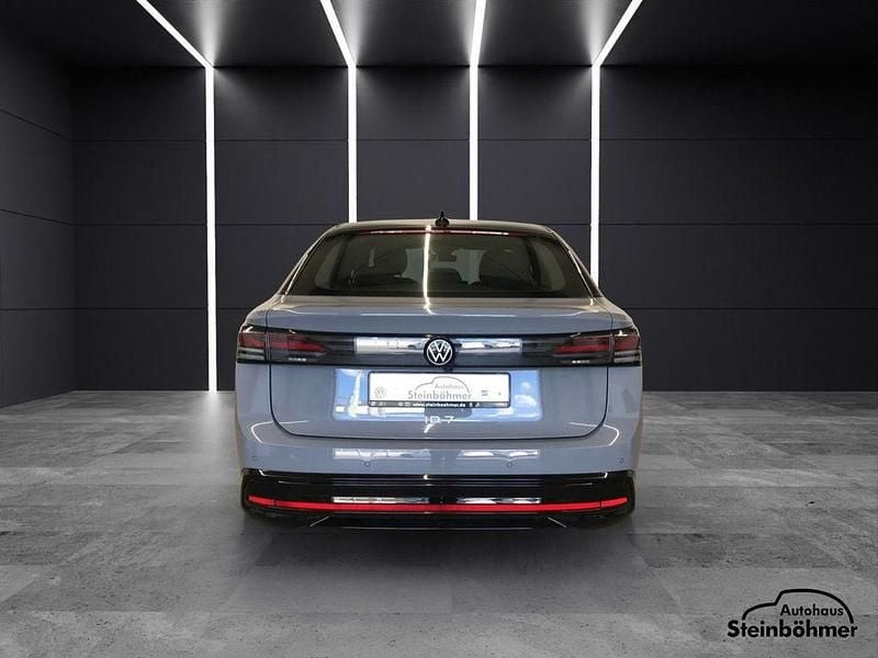 Gebraucht VW ID.7 Pro 210 kW (286 PS) 2024 Grau Kleinwagen