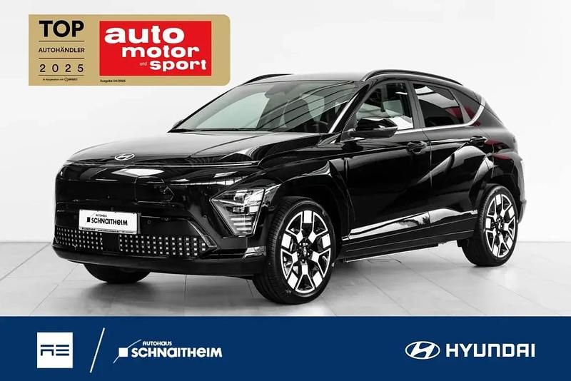 Abyss black (a2b) Gebraucht 2024 Hyundai Kona Prime SUV | 39.890 € (Teuer) - Bild 1/1