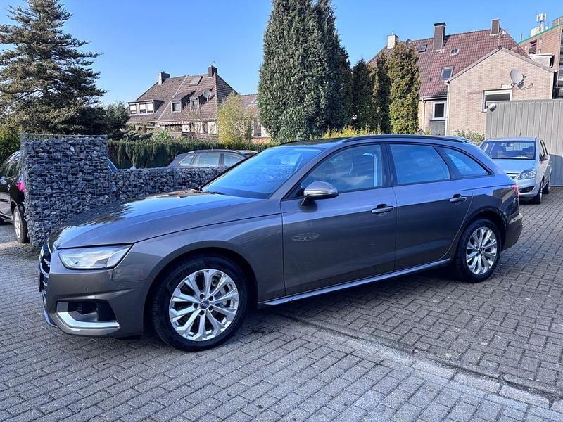 Gebraucht Audi A4 Advanced Plus 204 PS (150 kW) 2022 Grau Kombi