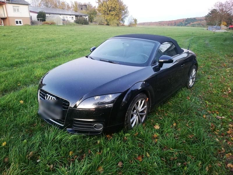 Gebraucht Audi TT Roadster 160 PS (117 kW) 2013 Schwarz Cabrio