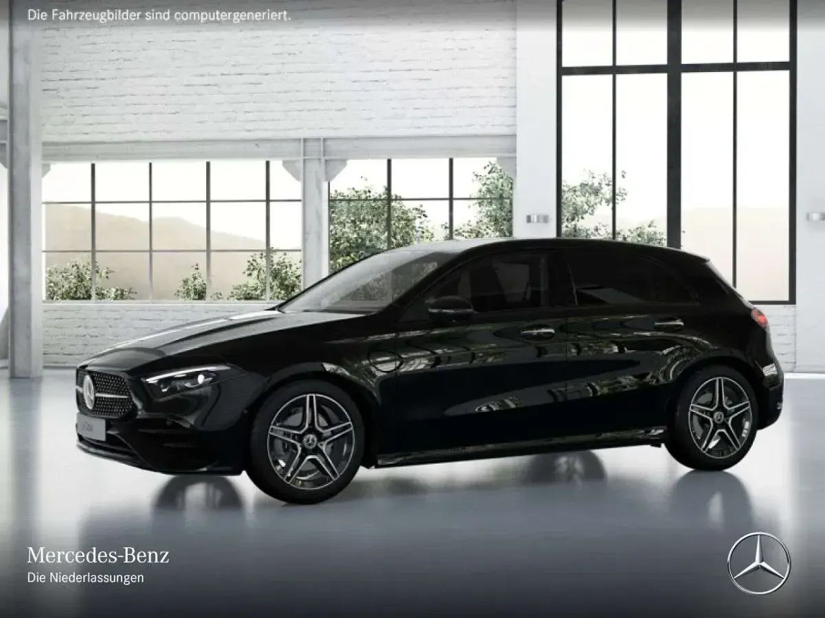 Gebraucht Mercedes A200 AMG 163 PS (119 kW) 2026 Schwarz Limousine