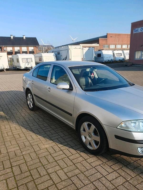 Gebraucht Skoda Octavia 150 PS (110 kW) 2005 Silber Limousine