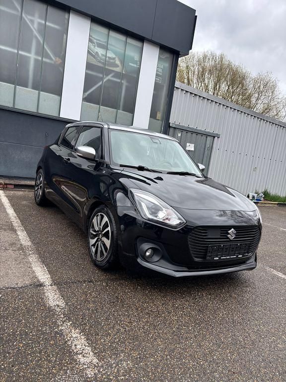 Gebraucht Suzuki Swift Comfort+ 111 PS (81 kW) 2018 Schwarz Kleinwagen