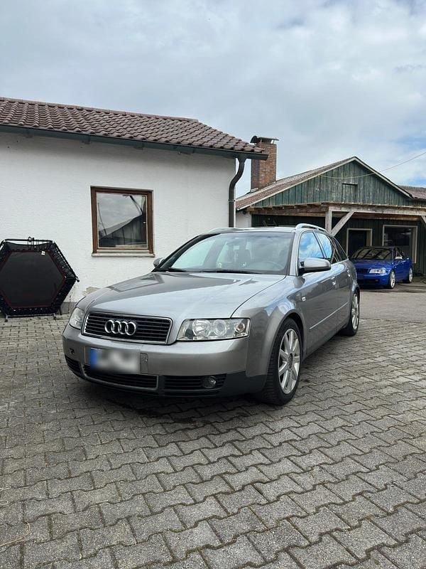 Gebraucht Audi A4 S-Line 131 PS (96 kW) 2002 Grau Kombi