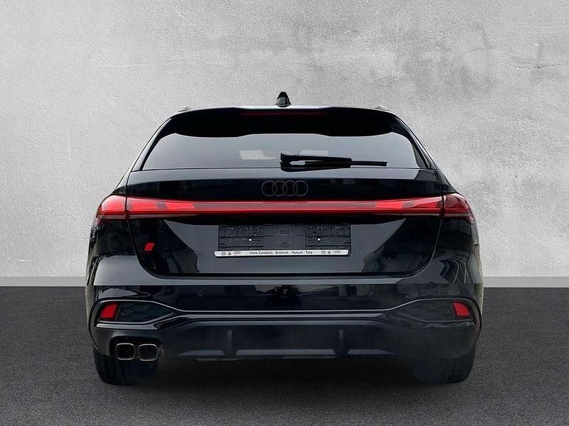 Gebraucht Audi A5 Edition .1 204 PS (150 kW) 2024 Schwarz Coupé