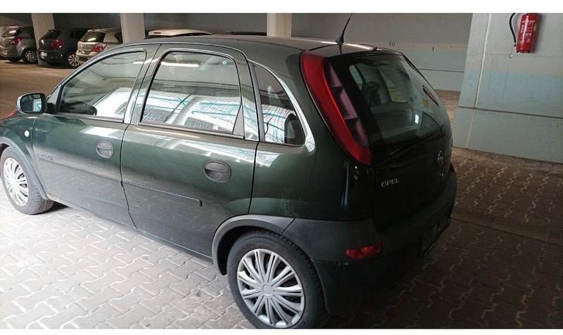 Gebraucht Opel Corsa 75 PS (55 kW) 2001 Kleinwagen