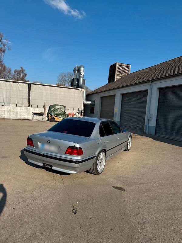Gebraucht BMW 728 Basis 193 PS (141 kW) 1997 Limousine