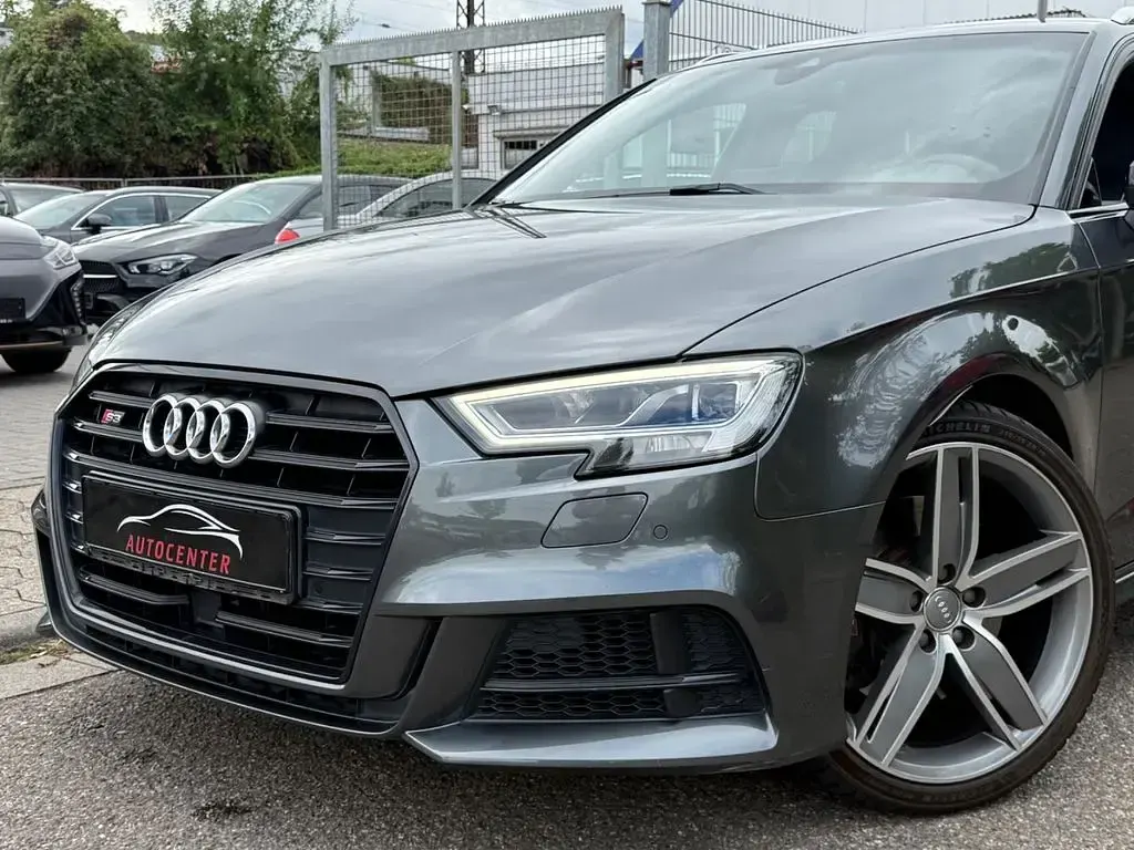 Gebraucht Audi S3 Sport 300 PS (220 kW) 2020 Grau Limousine