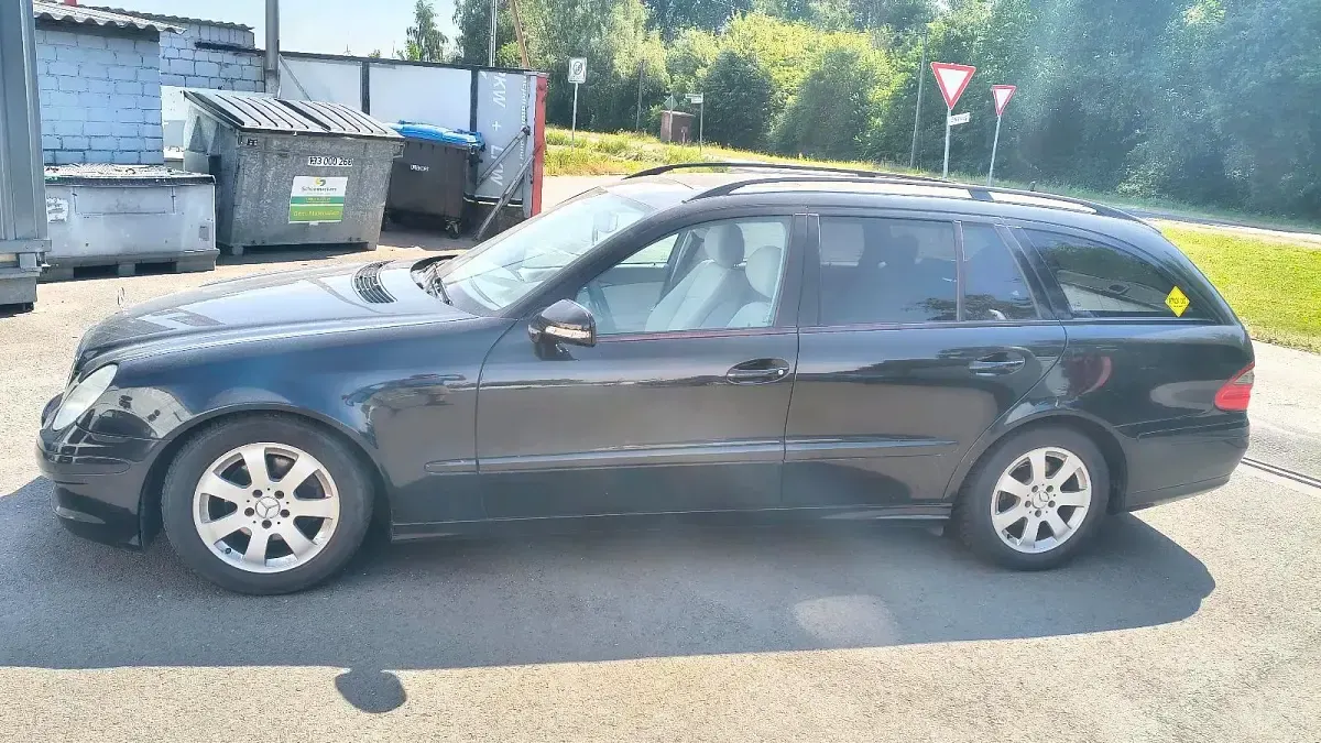 Gebraucht Mercedes E220 170 PS (125 kW) 2008 Schwarz Kombi