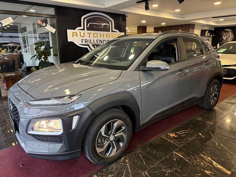 Grau Gebraucht 2020 Hyundai Kona SUV | 17.950 € (Guter Preis) - Bild 1/4