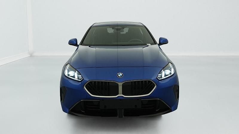 Gebraucht BMW 120 M Sport 163 PS (119 kW) 2025 Portimao blau metallic Kleinwagen