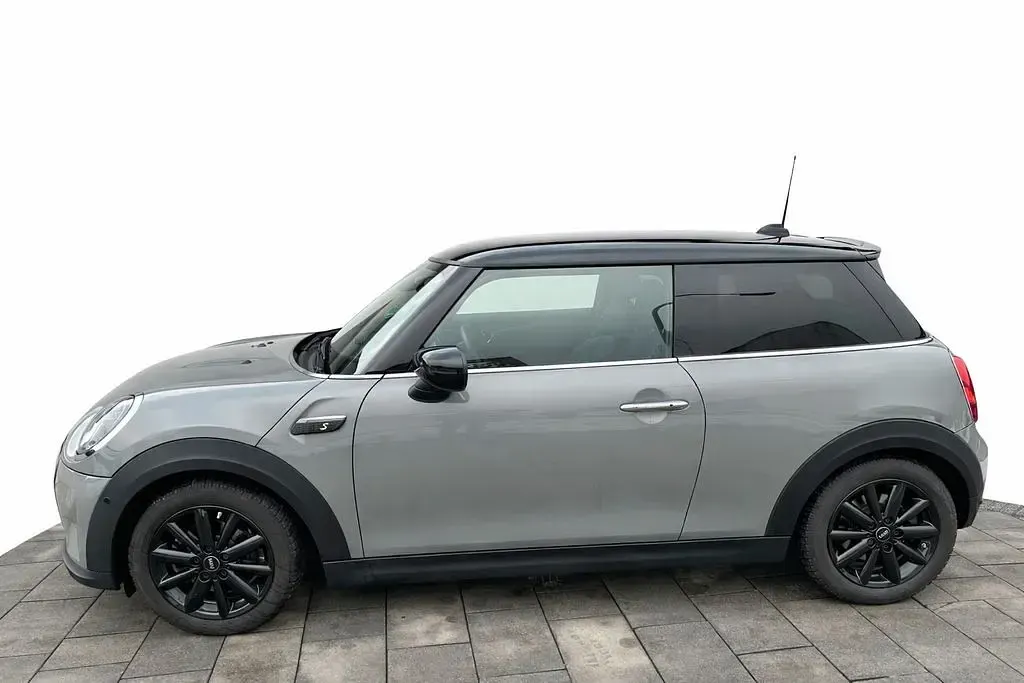 Usata Mini Cooper SE Classic 135 kW (184 CV) 2021 Grigio Utilitaria
