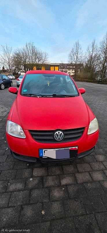 Rot Gebraucht 2008 VW Fox Kleinwagen | 990 € (Superpreis) - Bild 1/4