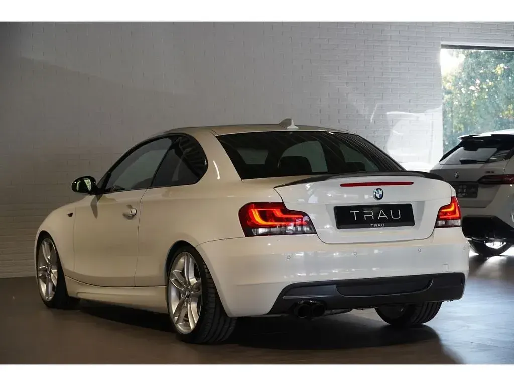Gebraucht BMW 135 Coupé Performance 306 PS (225 kW) 2009 Weiss Coupé