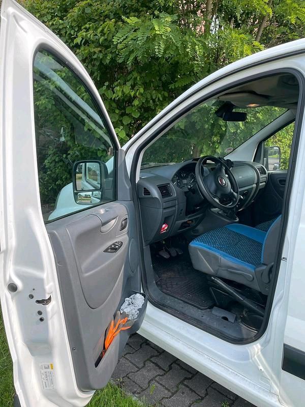 Weiß Gebraucht 2016 Fiat Scudo Van / Kleinbus | 9.200 € (Fairer Preis) - Bild 1/4