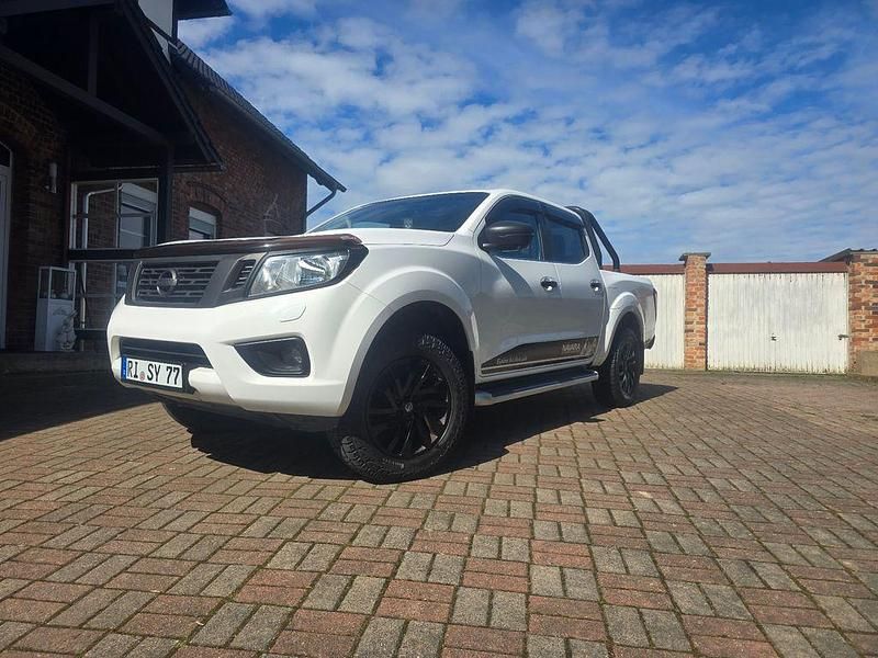 Gebraucht Nissan Navara 163 PS (119 kW) 2017 Weiß Pickup