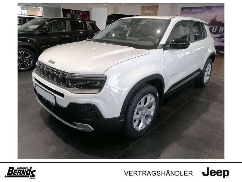 Snow white (metallic) Neu 2025 Jeep Avenger Altitude SUV | 26.985 € (Etwas zu teuer) - Bild 1/4