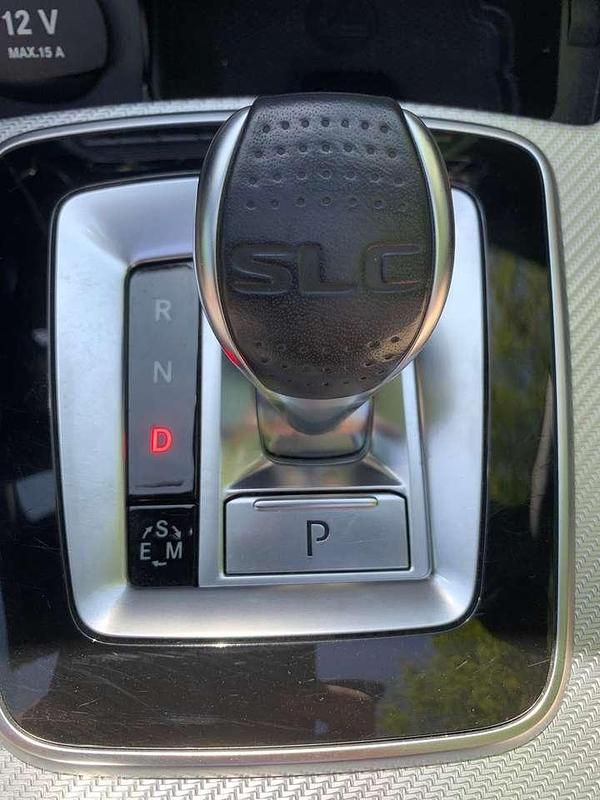 Gebraucht Mercedes SLC180 Edition 156 PS (114 kW) 2017 Schwarz Cabrio