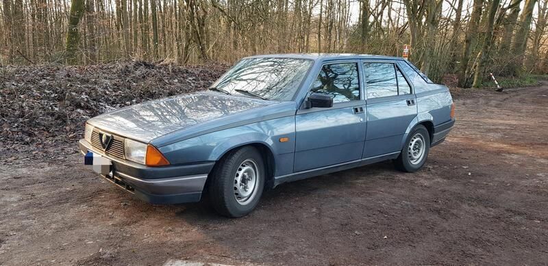 Gebraucht 1987 Alfa Romeo 75 Limousine | 7.500 € - Bild 1/4