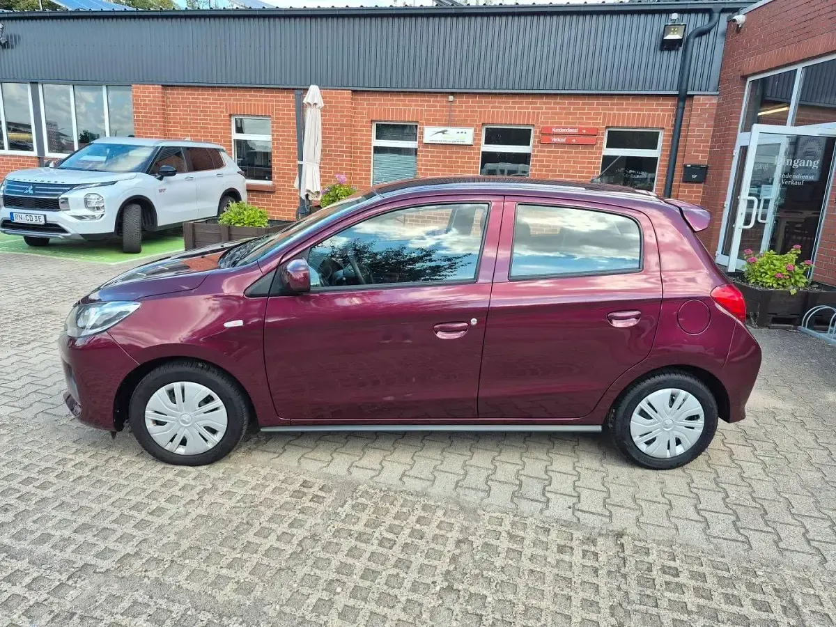 Gebraucht Mitsubishi Space Star Select 71 PS (52 kW) 2023 Rot Kleinwagen