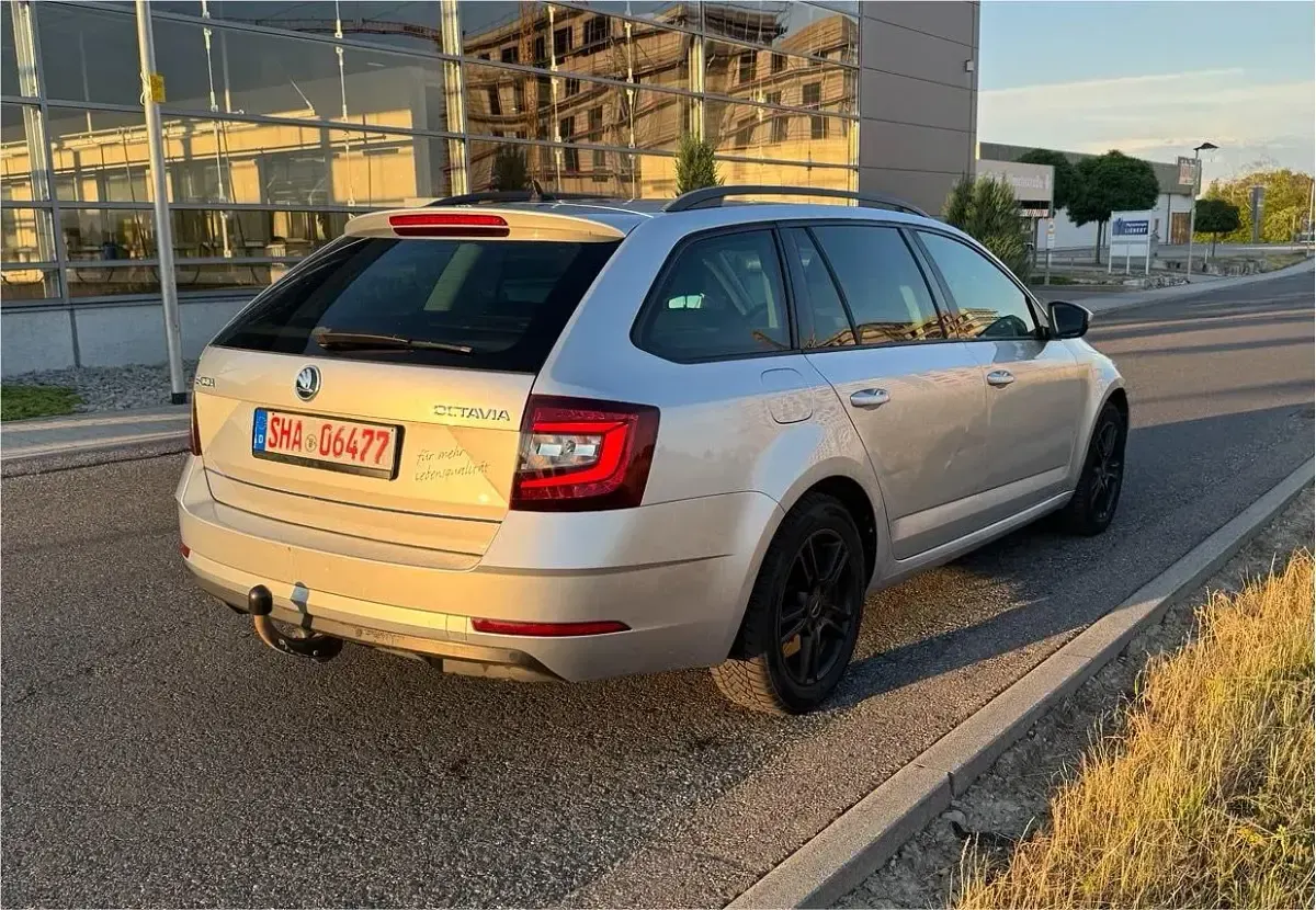 Gebraucht Skoda Octavia Style 150 PS (110 kW) 2018 Silber Kombi