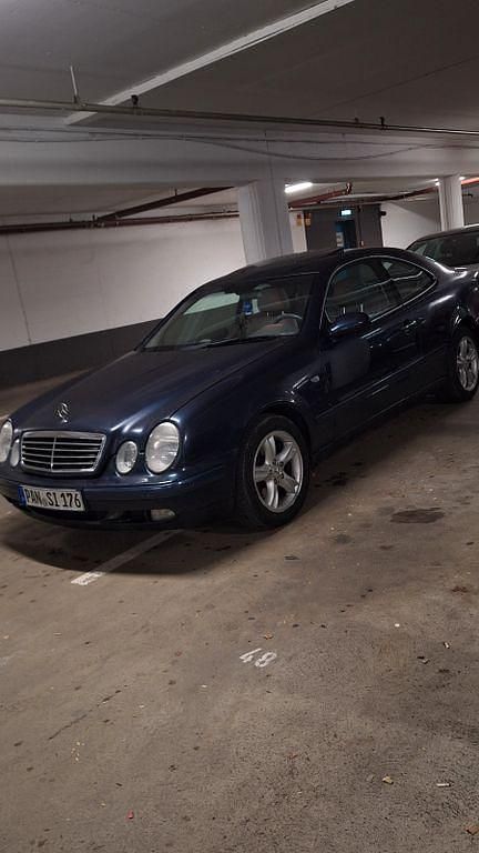 Gebraucht Mercedes CLK320 Elegance 218 PS (160 kW) 1997 Blau Coupé